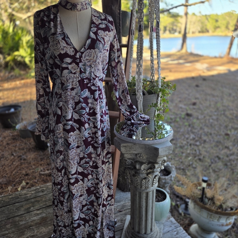 Honey Belle Brown Floral Maxi Dress Size Large Choker Neck Long Sleeve Boho